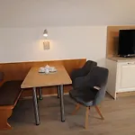 Panorama Schloessl 公寓