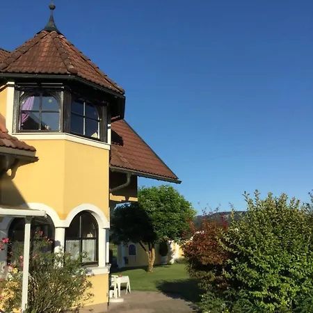 Apartment Panorama Schlössl *