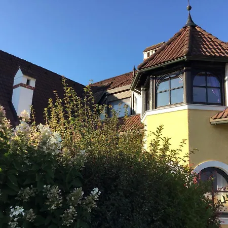 Panorama Schloessl Velden am Woerthersee