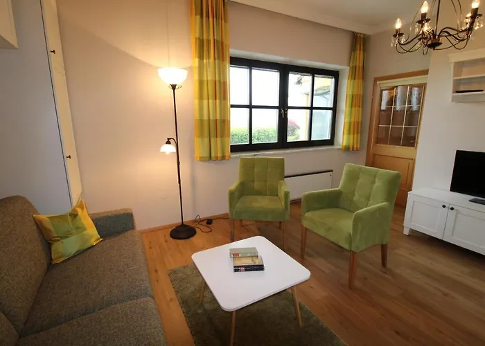 Panorama Schloessl * וולדן אם וורתרסי